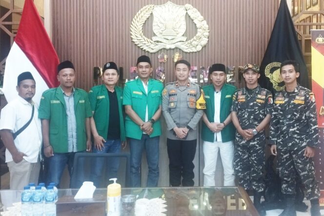 
					Ansor Kencong Koordinasi dengan Polres Jember Terkait Kerusakan Jalan di Puger